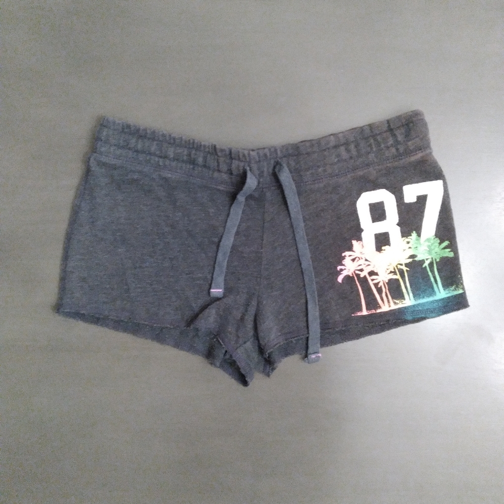 Gray Shorts | Aero | Small